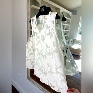 NEW WITH TAGS! XL Penelope Rose White Sleeveless Tank